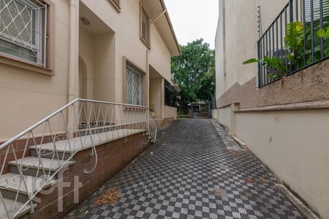 Image 30 - 294278